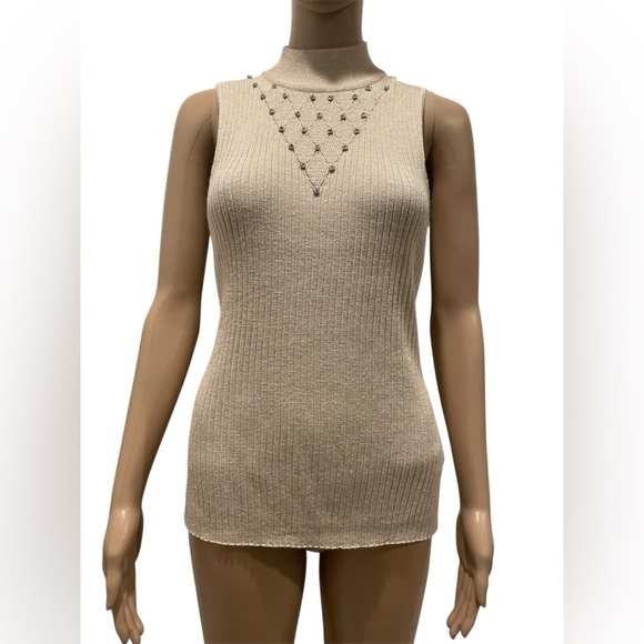 Carmen Marc Valvo Elegant Silver Beaded top size L - Picture 2 of 4